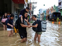 Video: Banjir di Thailand Selatan Tewaskan 13 orang