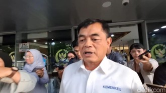 Bos Bea Cukai ke Pegawai Nekat Terima Setoran Thrifting: Jadi Pengangguran!