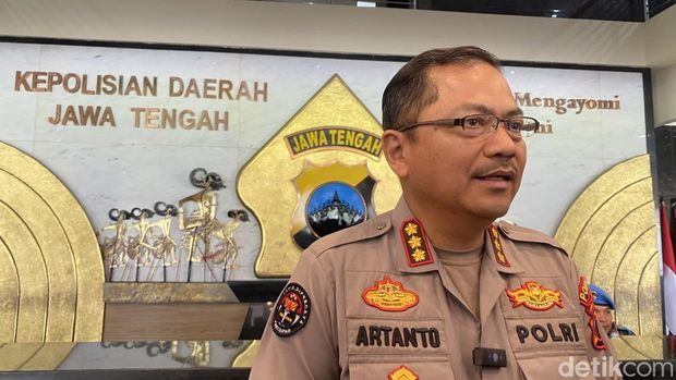 Kabid Humas Polda Jateng, Kombes Artanto di Mapolda Jateng, Kecamatan Semarang Selatan, Senin (24/11/2025).