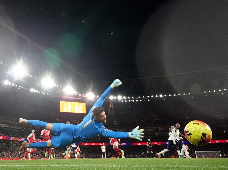 2 Pemain Trigol Premier League Musim Ini: Oktober Mateta, November Eze