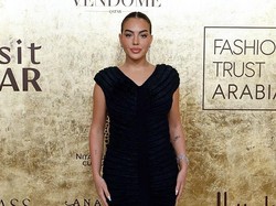 Foto: Gaya Georgina Rodriguez Hingga Lindsay Lohan di Fashion Thrust Arabia