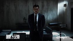 Hyun Bin Karismatik Berambut Klimis di Made In Korea