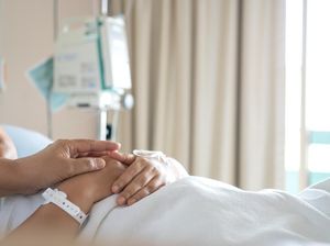 Doa Nabi Ayub Ketika Sakit: Arab, Latin dan Artinya