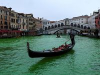 Perkara Guiding Block di Tangsel: Tanpa Tekstur hingga Ubah Warna