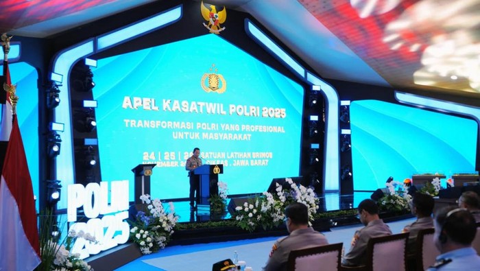 Kapolri Jenderal Listyo Sigit Prabowo menghadiri Apel Kasatwil Polri Tahun 2025 di Cikeas, Kabupaten Bogor, Jawa Barat. (dok Istimewa)