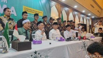 PBNU Gelar Rapat Ulama, Sepakat Gus Yahya Tak Mundur dari Ketum