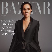 Meghan Markle mencuri perhatian setelah tampil di sampul majalah Harper’s Bazaar edisi Desember/Januari. Dengan berani Meghan menunjukkan sisi naturalnya dengan tidak mengenakan makeup.  Foto: dok. Harpers Bazaar US