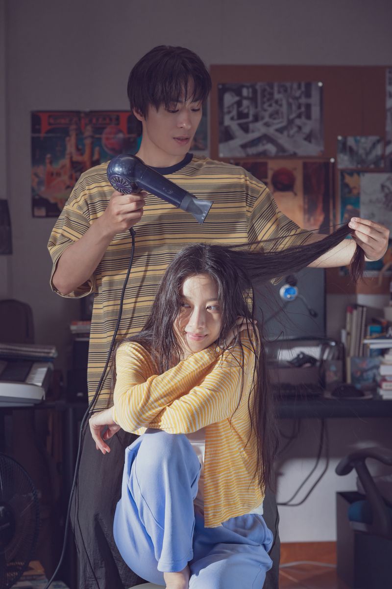 Adegan dalam film Korea Selatan terbaru 2025 Once We Were Us.