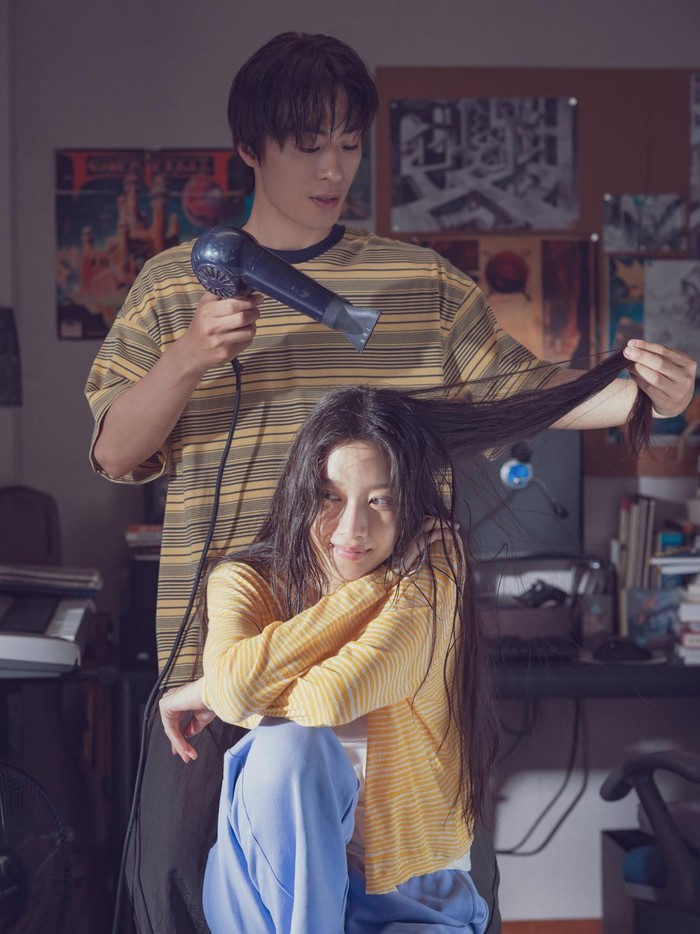 Adegan dalam film Korea Selatan terbaru 2025 Once We Were Us.