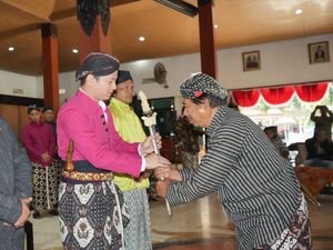 Keris Presiden Prabowo Ikuti Pameran di Trenggalek