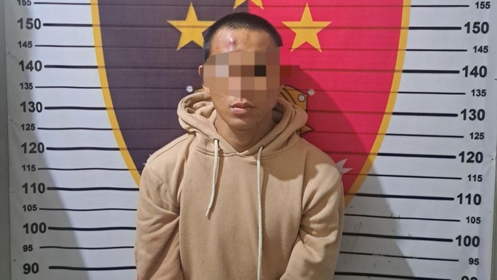 Salah satu pelaku curas yang menghadang sopir truk durian di Empat Lawang