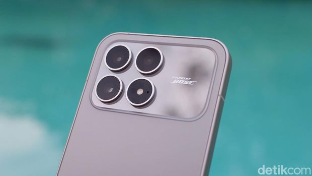 Poco F8 Pro Poco F8 Pro