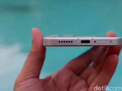 Unboxing Poco F8 Pro: Desain Premium Spek Menawan