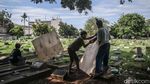 Potret Permukiman Padat yang Menyatu dengan Area Pemakaman di Jatinegara