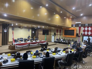 Walkot Parepare Tasming Kembali Buat Panas DPRD gegara Tak Hadiri Paripurna