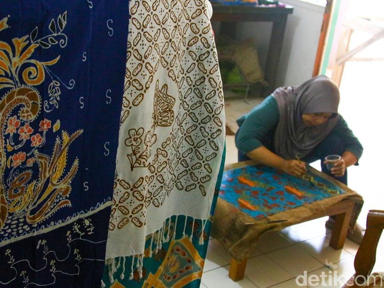 Rumah Batik Setu Hidupkan Motif Khas Tangerang Lewat Karya UMKM Lokal
