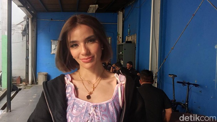 Sheila Marcia ditemui di Jalan Kapten P Tendean, Jakarta Selatan, Senin (24/11/2025).