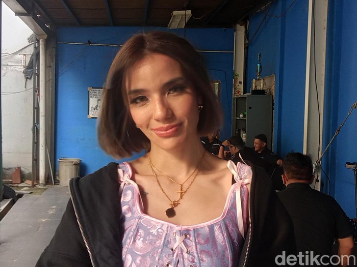 Sheila Marcia ditemui di Jalan Kapten P Tendean, Jakarta Selatan, Senin (24/11/2025).