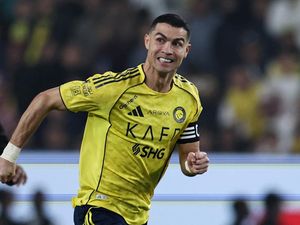 Ronaldo Beli 2 Vila Mewah di Laut Merah, Diakses Pakai Pesawat Amfibi