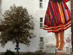 Memukau, Ketika Keindahan Seni Menyatu dengan Alam