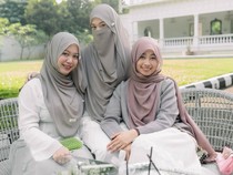 Potret Tinandrose, Istri Fiki Naki yang Hobi Kulineran Bareng Sahabat