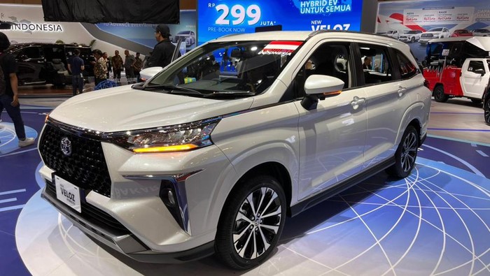 Toyota Veloz Hybrid tipe Q