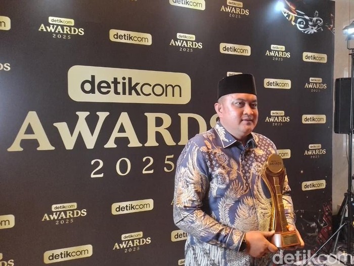 Bupati Bogor Rudy Susmanto dalam acara detikcom Awards di Hotel Westin Jakarta, Selasa (25/11/2025).