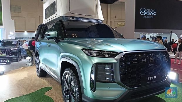 Chery kembali mencoba menarik perhatian pasar Indonesia dengan memamerkan model konsep terbaru mereka, Chery X, di ajang GAIKINDO Jakarta Auto Week (GJAW) 2025 di ICE BSD, Tangerang, Selasa (25/11/2025). (CNBC Indonesia/Ferry Sandi)