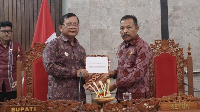 APBD Kabupaten Buleleng Tahun Anggaran 2026 resmi diketok dalam Rapat Paripurna DPRD Buleleng, Selasa (25/11/2025).