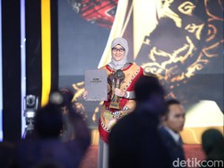 Tokoh Pemerataan Akses Digital Nasional, Fadhilah Mathar Raih Detikcom Awards 2025