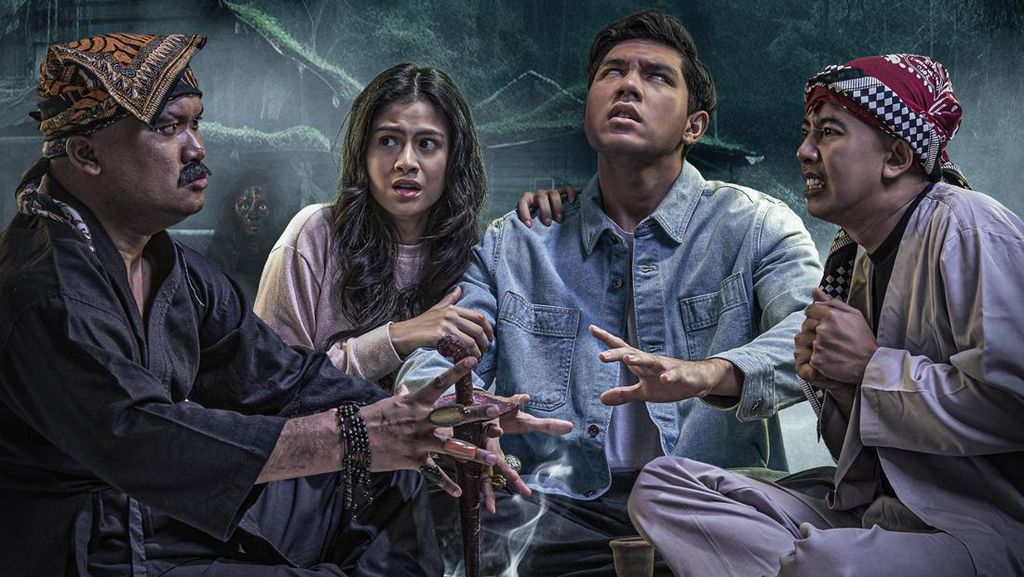 Dukun Magang, Horor Komedi tentang Akal Sehat Bertemu Ilmu Warisan
