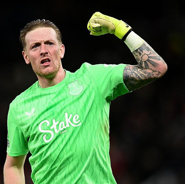 Siapa Pemain yang Masih Aktif Terbanyak Tampil di Premier League?