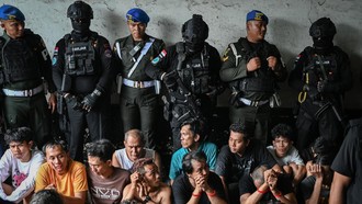 Terkuak Transaksi Narkoba Pakai QRIS saat Penggerebekan di Matraman