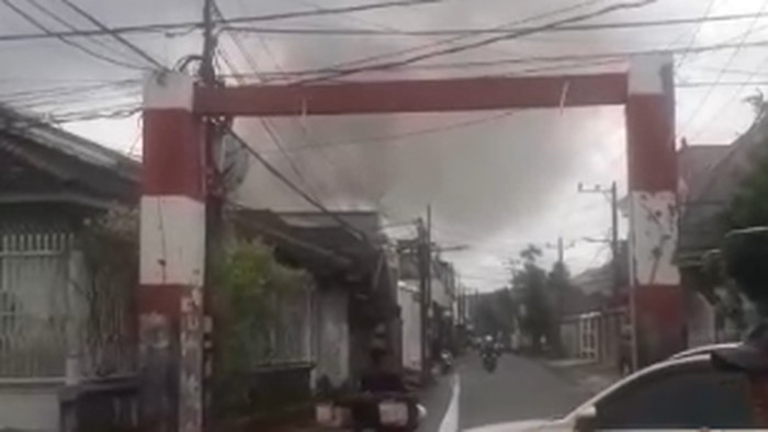 Kebakaran di BTN Tabaria Makassar.