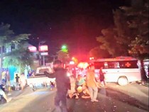 Ambulans Bawa Pasien Terguling Usai Tabrak Pemotor di Purworejo