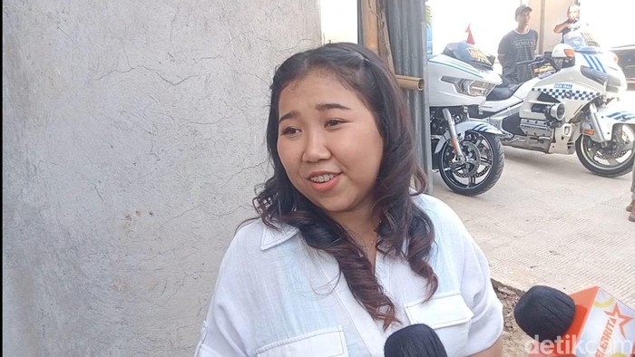 Kiky Saputri ditemui di kawasan Warung Buncit, Jakarta Selatan, Selasa (25/11/2025).