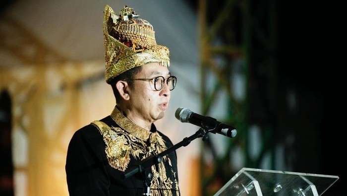 Menbud Fadli Zon
