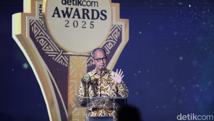 Menteri Perindustrian, Agus Gumiwang Kartasasmita