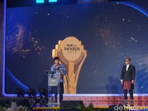 Nasaruddin Umar Raih Penghargaan Tokoh Kerukunan Nasional di detikcom Awards 2025