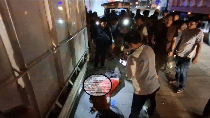 Sopir truk asal Lampung tewas ditikam pemalak di Palembang