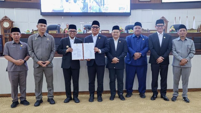 Pemerintah Provinsi bersama DPRD Banten menyepakati Raperda Anggaran Pendapatan dan Belanja Daerah (APBD) 2026. (Dok.Pemprov Banten)