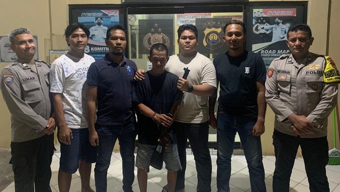 Pria di Jambi tembak tetangga gegara tersiggung ditangkap polisi