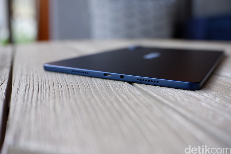 Poco Pad M1