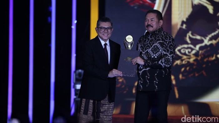 detikcom Awards 2025 mengusung Apresiasi Karya Insan Nusantara, Merajut Indonesia Gemilang. Berikut Anugerah Pembangunan Politik, Hukum dan Demokrasi.
