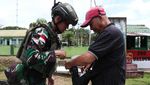 Satgas Kostrad Patroli Perbatasan Entikong, Amankan Jalur RI-Malaysia