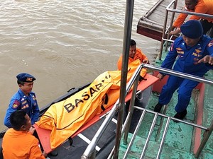 Nelayan Hilang Usai Kapal Karam Dihantam Ombak di Batu Bara Ditemukan Tewas