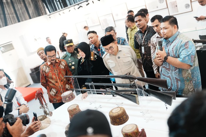 Tinjau Pameran Perang Aceh, Fadli Zon: PENGETAHUAN SEJARAH YANG WAJIB DIKETAHUI!
