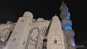 Mengunjungi Masjid Blue Mosque di Pejaten Barat