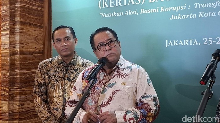 Rano Jawab Kritik Soleh Solihun: Rotasi Pegawai Diperpanjang, Bukan Aksi Dadakan!