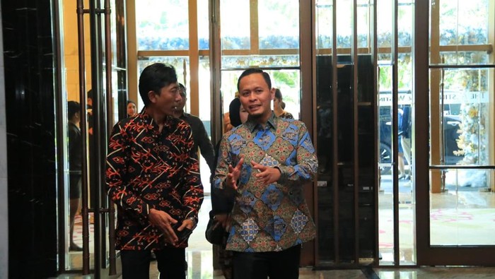 Wali Kota Pekanbaru Agung Nugroho tiba di Westin Hotel Kuningan, tempat acara detikcom Award 2025 digelar. (Dok Diskomimfotiksan Pekanbaru)